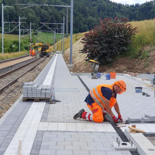 Bauhandwerk Langnau | Projekte | Bahnhof Schafhausen
